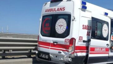 Samsunda Araç Ambulansa Arkadan Çarptı !